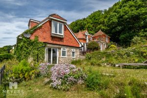 Photo 22- click for photo gallery